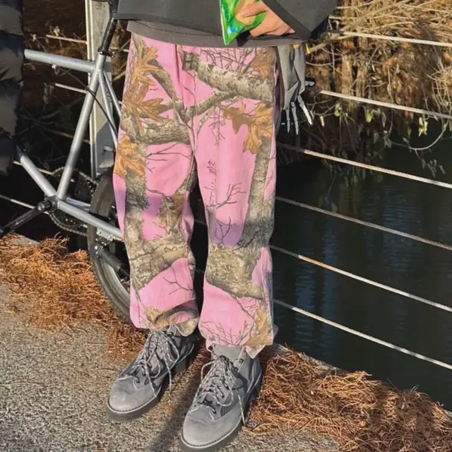 Trendy Streetwear jean! SIZES : M,L,XL PRICE: NGN60,000 #jeansoutfit #streetwearfashion #jeansonline #jeans 