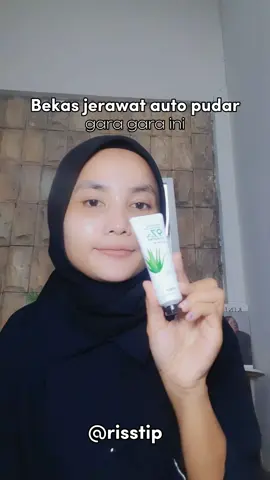 #Aloevera #Aloeveragel #gellidahbuaya #moisturizergel #moisturizeraloevera #beautytips #skincare #mutualantiktok #mutualan 
