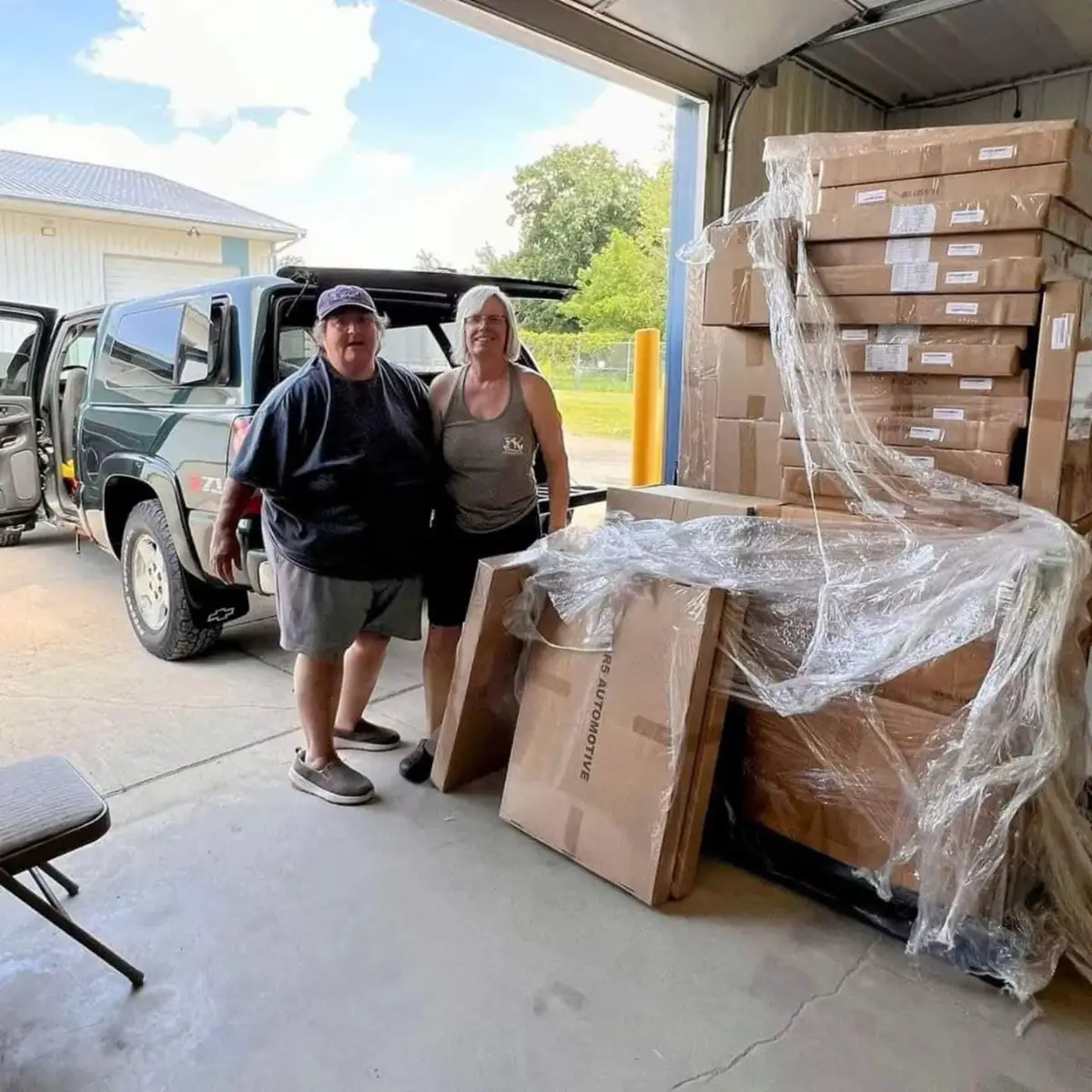 Thanks to all our steady customers for trusting us and pray December be a good month for us all.