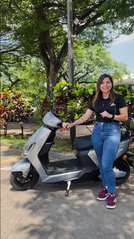 A scooter elétrica Super 1000W é o veículo perfeito para quem gosta de conforto e não quer lidar com burocracia! ⚡🚲 Sem a necessidade de CNH ou emplacamento, você ganha mais liberdade para se locomover sem complicação. Além disso, ela conta com um amplo bagageiro, ideal para guardar capacete, compras ou itens pessoais com praticidade. 📄🪖 Se você busca uma scooter estilosa e prática, a Super é a escolha certa. ✅ Vem para a Wehawk! 🤩 #WeHawk #ScooterElétrica #Conforto #Praticidade #ZeroBurocracia