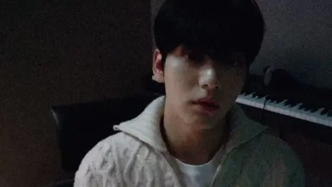 It's hard for me without soobin. his absence feels like a heavy stone on my soul, and every day it presses more and more #txt #soobin #최수빈 #fyp #tomorrow_x_together #zyxcba 