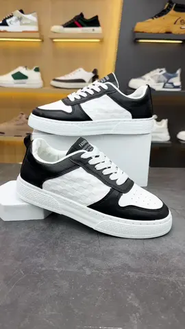 Trắng đen, phối màu chưa bao giờ lỗi mốt #giàynam #giaysneaker #sneakers 