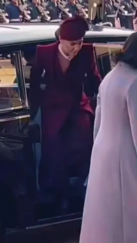 🚨#NEW🚨 T.R.H. The Prince and Princess of Wales Have arrive to Military Parade  #princess #princessofwales #catherineofwales #catherinemiddleton #princewilliam #prıncewıllıamofwales #princeandprincessofwales #princegeorge #princesscharlotte #princelouis #princeandprincessofwales