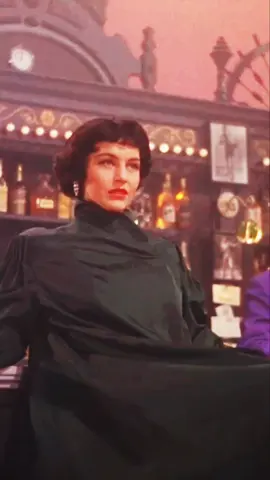 gracekelly audreyhepburn brigittebardot sophialoren cydcharisse 