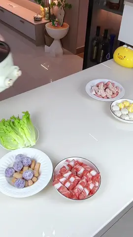 Bộ nồi lẩu điện 2 ngăn tiện lợi #dogiadung #trending #fypシ #xh #tongkhogiadung #noilaudien