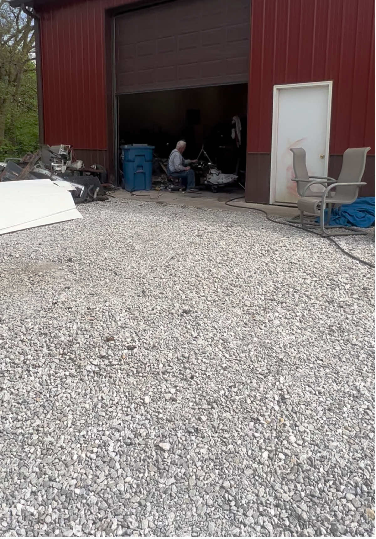 Hey Gearheds!  Please visit his new site… ducktailrun link in bio👆🏼 Much love to you all for supporting him! ❤️  #ducktailrun #oldcars #classiccars #ducktail #carshow #fyp #fy #foryou #foryoupage #tshirt #carshowshirt #coolshirt #christmasgift #ford #chevy #ratrod #hotrod #mopar #classiccar  #coolcar