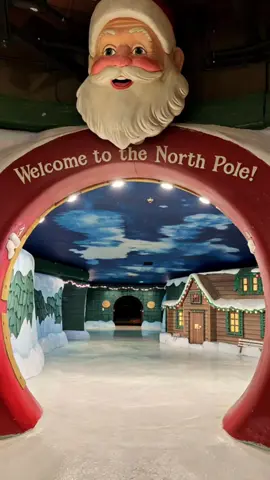 The north pole 👁 #dreamcore👁️🌈🍄 #dreamcoreaesthetic #dreamcoretiktok #dreamcore #liminalspaces #backrooms #liminal #liminalspace #christmas #santaclaus 