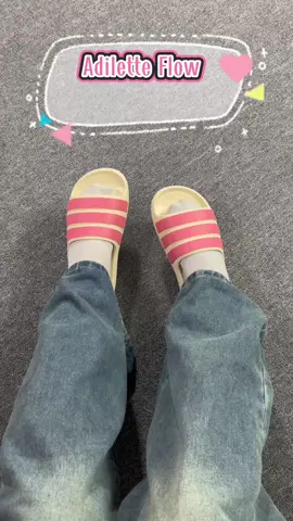 Màu kẹo ngọt cưng xỉu luôn mấy nàng nhà em ơi 🥰 Hack tuổi lại còn mềm nhẹ như mây luôn ạ #dephottrend #depcaosuduc #dep3soc #depnu #depnam #depunisex #adidas #adilette #flow #cloudfoam #thoitrang #thoitrangnam #thoitrangnu #fyp 