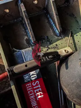 Jalani peranmu tanpa menyalahkan sutradaramu😇 #welder #weldersmaw🔥👌🏻 #welding #weldermuda #senimanapi #penjahitbesi #kontruksi #kontruksibaja l#welderpunyacerita #pekerja #pekerjakeras #fcawwelding #weldernation #weldersofitktok #welderslife #welderindonesia🇮🇩 