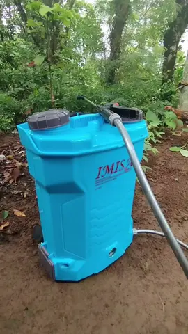 Seprayer elektrik imisa 16 liter. Semprotan air untuk pertanian anda. #petaniindonesia🇮🇩🇮🇩🇮🇩🌿🌿 #petanimuda #petanimilenial #semprotanair #semprotanelektrik #semprotan16liter #sprayer #sprayerelektrik #sprayer16liter  #agraamarta 
