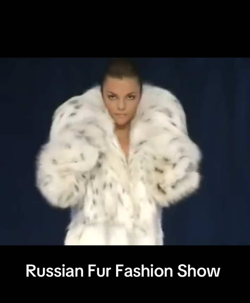 A fur fashion show from Julia Diylua Furs. #fur #furfashion 