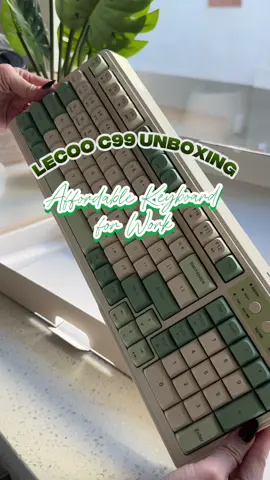 White and Green Keyboard for $34! How Cute is this keyboard?! 💚🤍👩🏻‍💻🪴 #wirelesskeyboard #budgetkeyboard #corporategirly #keebs #TTSDelightNow #TTSDelight #GiftGuide  #tiktokshopblackfriday #tiktokshopcybermonday  #techrecs #creatorBoostCamp #desksetups  #spotlightfinds #blackfridaydeals #giftsforher #giftsforhim #BFCM #TreasureFinds 