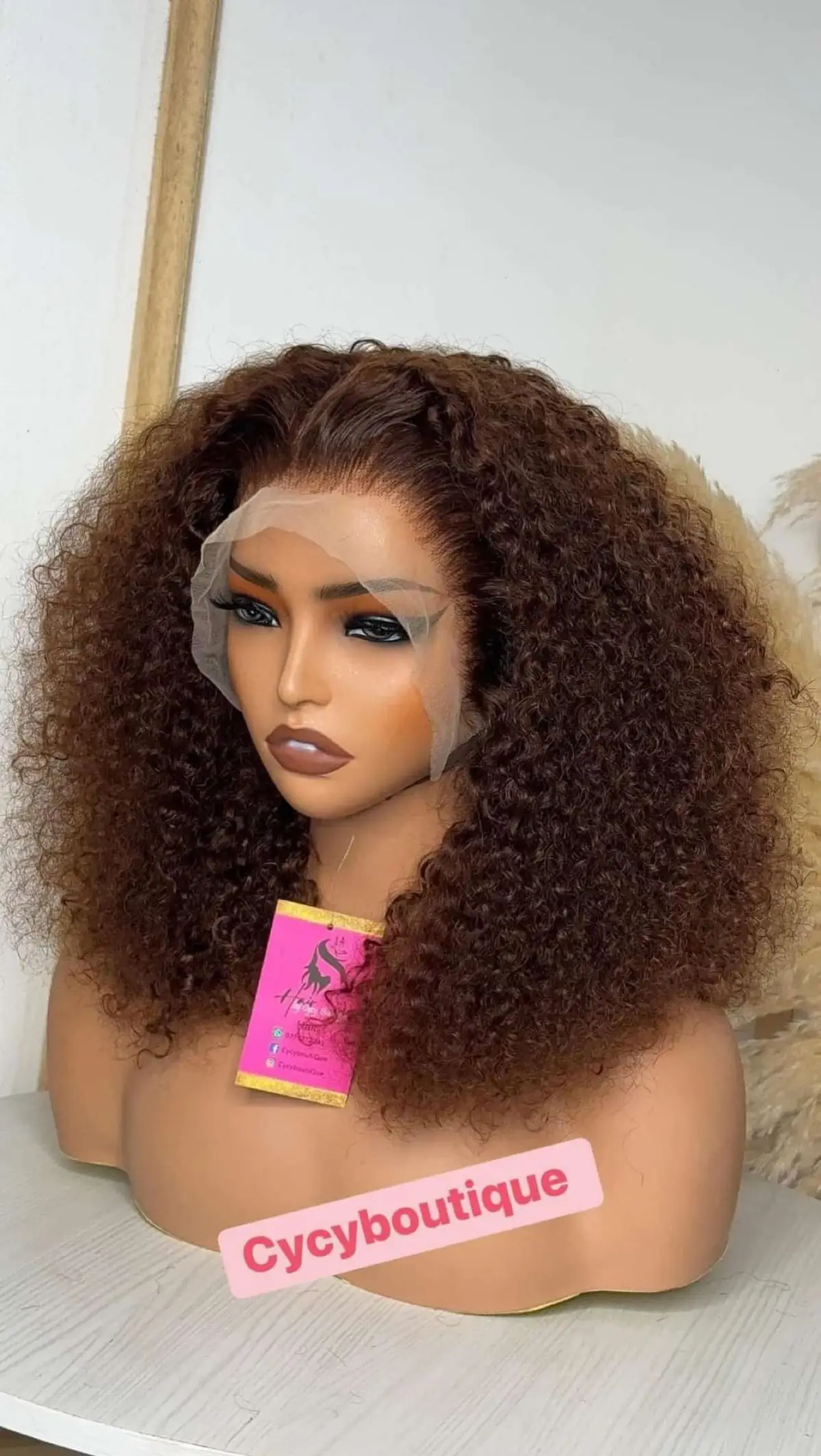 Si tu a vue tu a pris en même temps 🥰🥰 Bien rempli très belle texture 🫶🏼🫶🏼🤌🏽 Frontal déjà pré-custumiser  Taille 16 densité 300%  ❌48500fr 🥰🥰 📍Yopougon niangon cite cie  📍Koumassi pharmacie kahira non loin  📍Palmeraie rue ministre  ☎️0779212245 /0703963375 SAV : 0779296791  Ne jamais payer avant la livraison n’envoyer jamais ❌