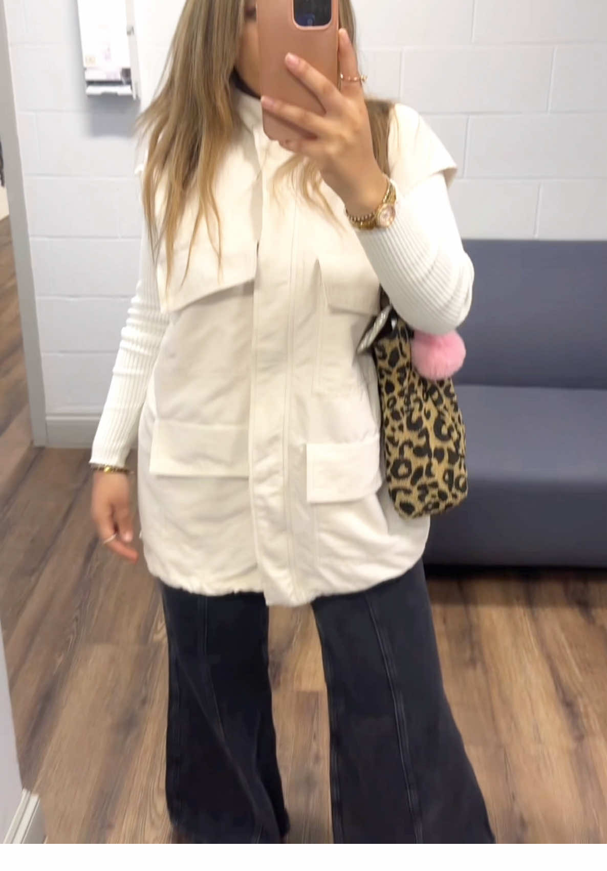 Uniqlo + H&M outfit, Kate Spade + MK jewlrey 🪩🐆🍒 #OOTD #fashion #nyc #college #fitcheck #fyp #foryou 