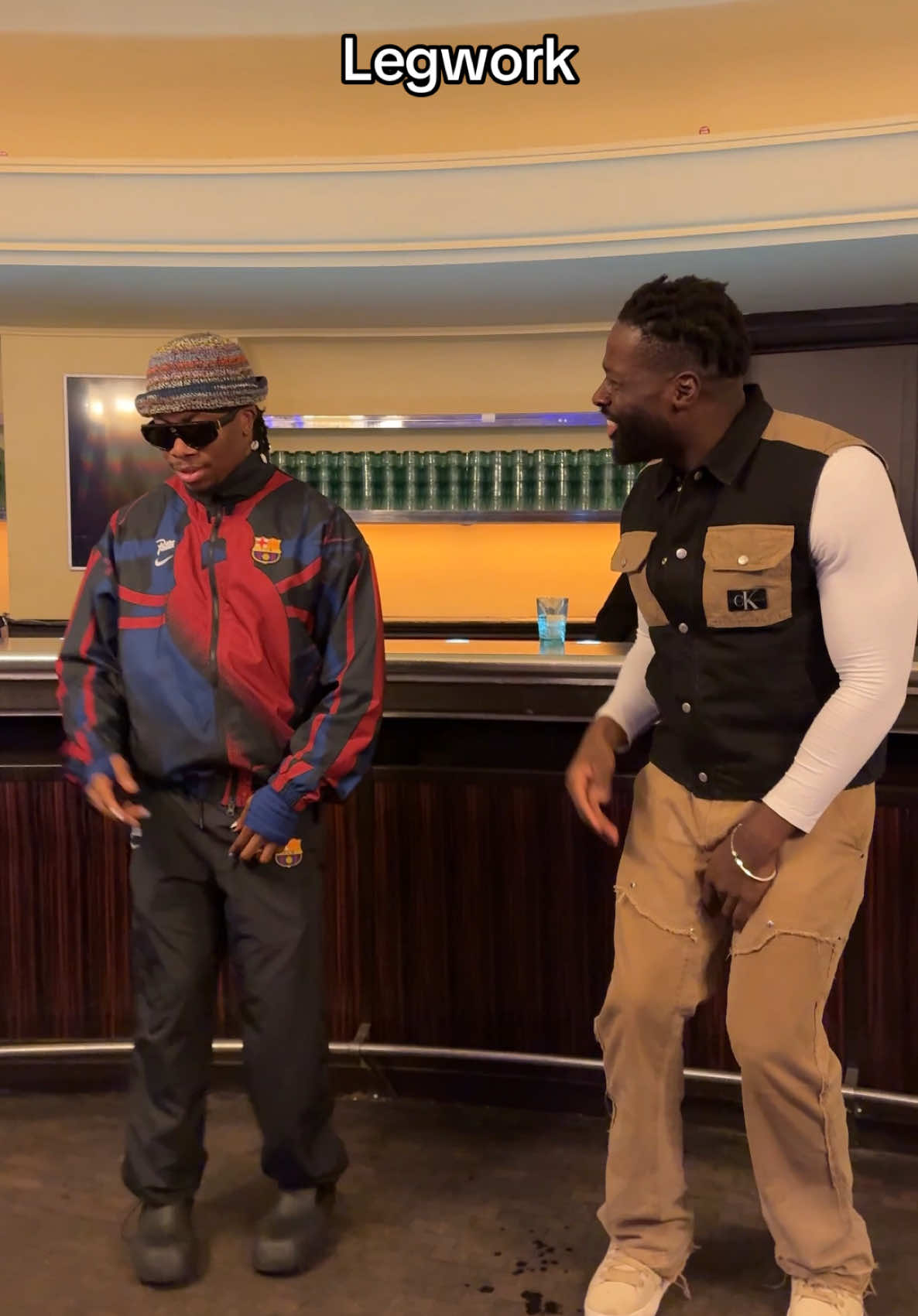 He passed the Afro Dictionary test too smoothly @Oxy 🐐 🔥🔥 #oxlade #isaacmik 