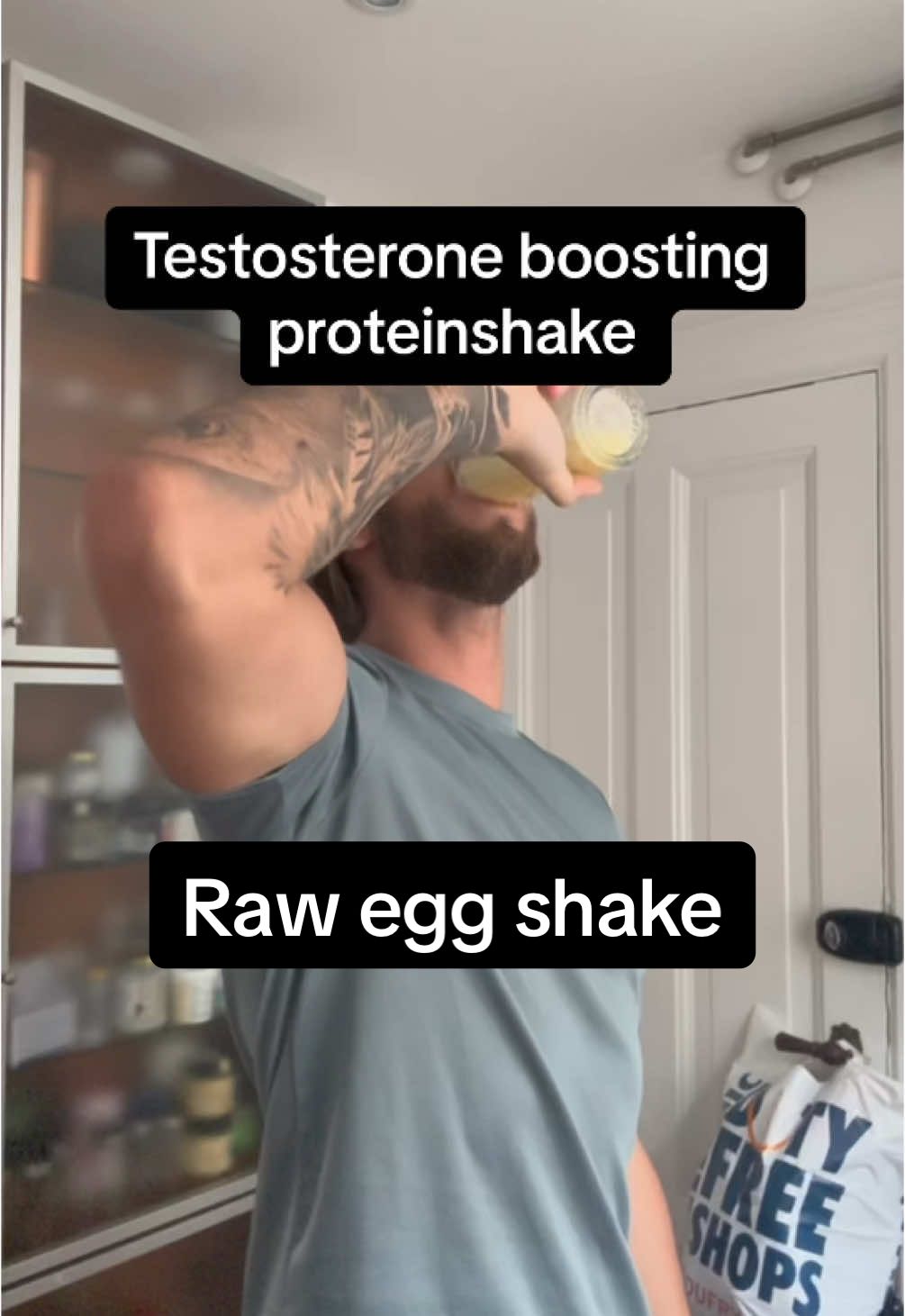 Oh no he’s drinking raw eggs!?!? This is the best protein shake you can drink, especially if you don’t feel like eating in the morning #testosterone #egg #proteinshake #protein #honey #carnivore #GymTok 