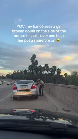 I love that he’s a gentleman to everyone he sees 🥹❤️