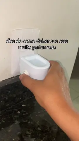 Dica de como deixar sua casa muito perfumada❤️🏠 Aromatizadores elétrico deixam o ambiente muito mais aconchegante  com uma fragrância maravilhosa 😍😍 . . . #donadecasablogueira #casinha #dica #fyyyyyyyyyyyyyyyyyyy 
