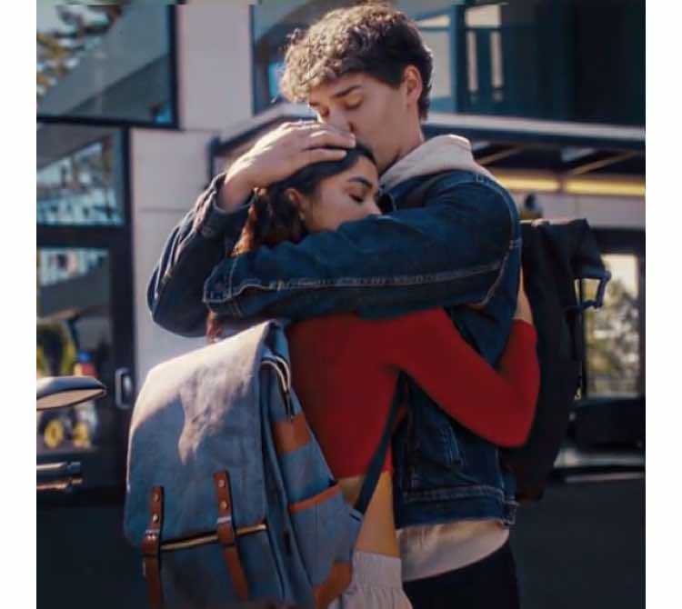 #SIDELINED || love me a cringery romance movie 🤗 #sidelinedtheqbandme #draytonlahey #dallasbryan #noahbeck #sienaagudong #aftereffects #edit #edits  @noahbeck @siena_agudong  scp: dfinitelynotari on yt