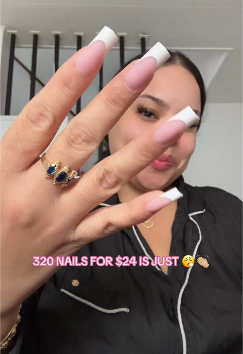 I love how sturdy these are compared to other press ons 😮‍💨✨🎀  #pressonnails #nailsathomecheck #diynails #pressons 