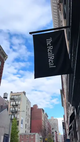 Soho, New York City🤎🚕 Such a fun shopping dayyyy!!! #fallnyc #nycoutfit #nyc #nycvlog #newyorkcityvibes #dailyvlog #diml #nycrestaurants #soho #sohonyc @Ava Mendenhall 