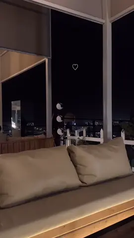 اكتسحت القلب كله .. صرت شريان ووريد 🤎