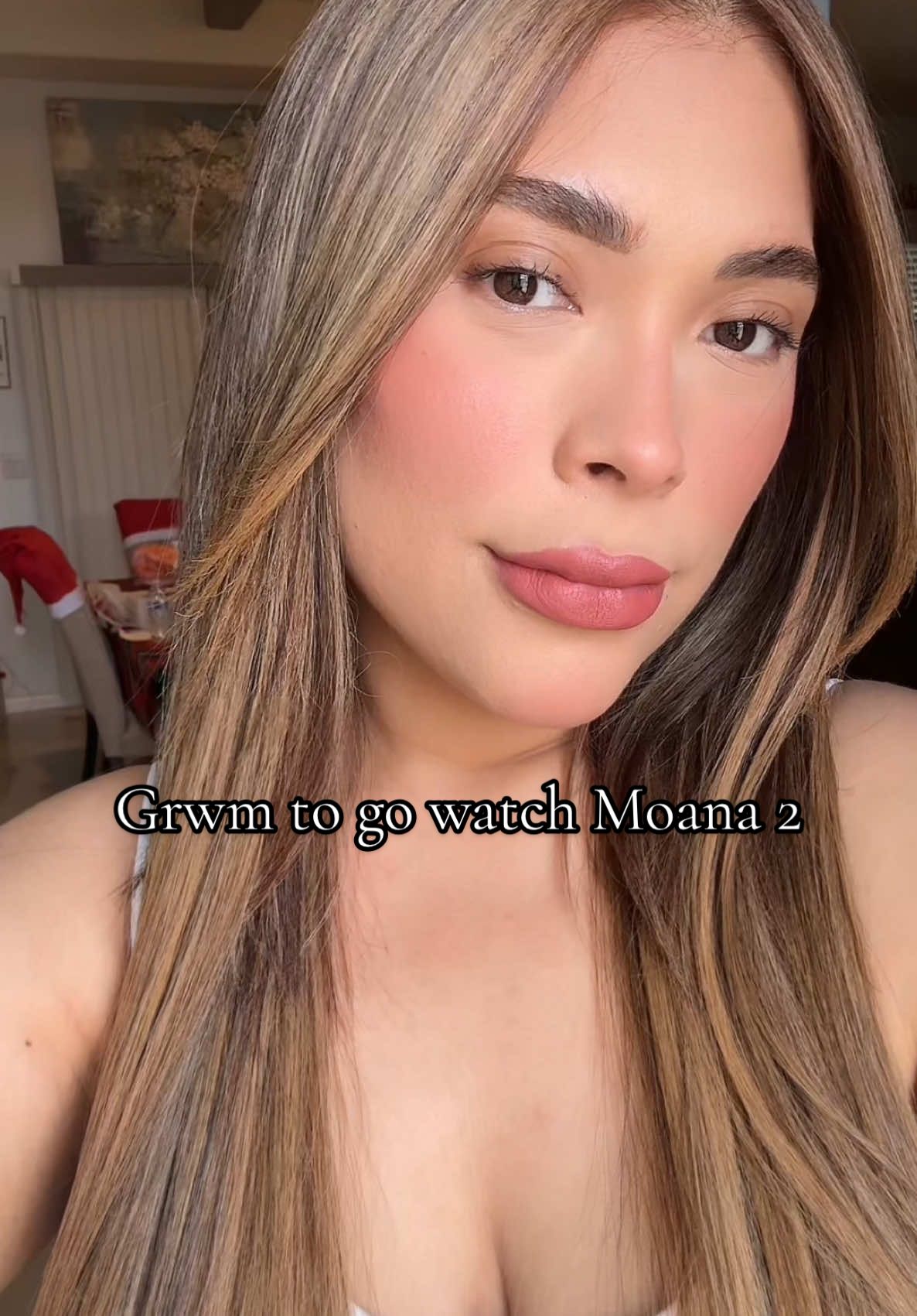 Grwm to go to the movies 🎥🍿 #moana2 #grwmroutine #makeuptutorial #rhodeblush #grwmmakeup #MomsofTikTok #fypシ 