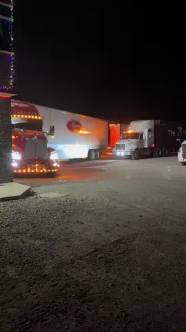 #viral #trailerosmexicanos🇲🇽💯😎 #sobrela57 #purocarrosexi🚛 #purocarroexótico 