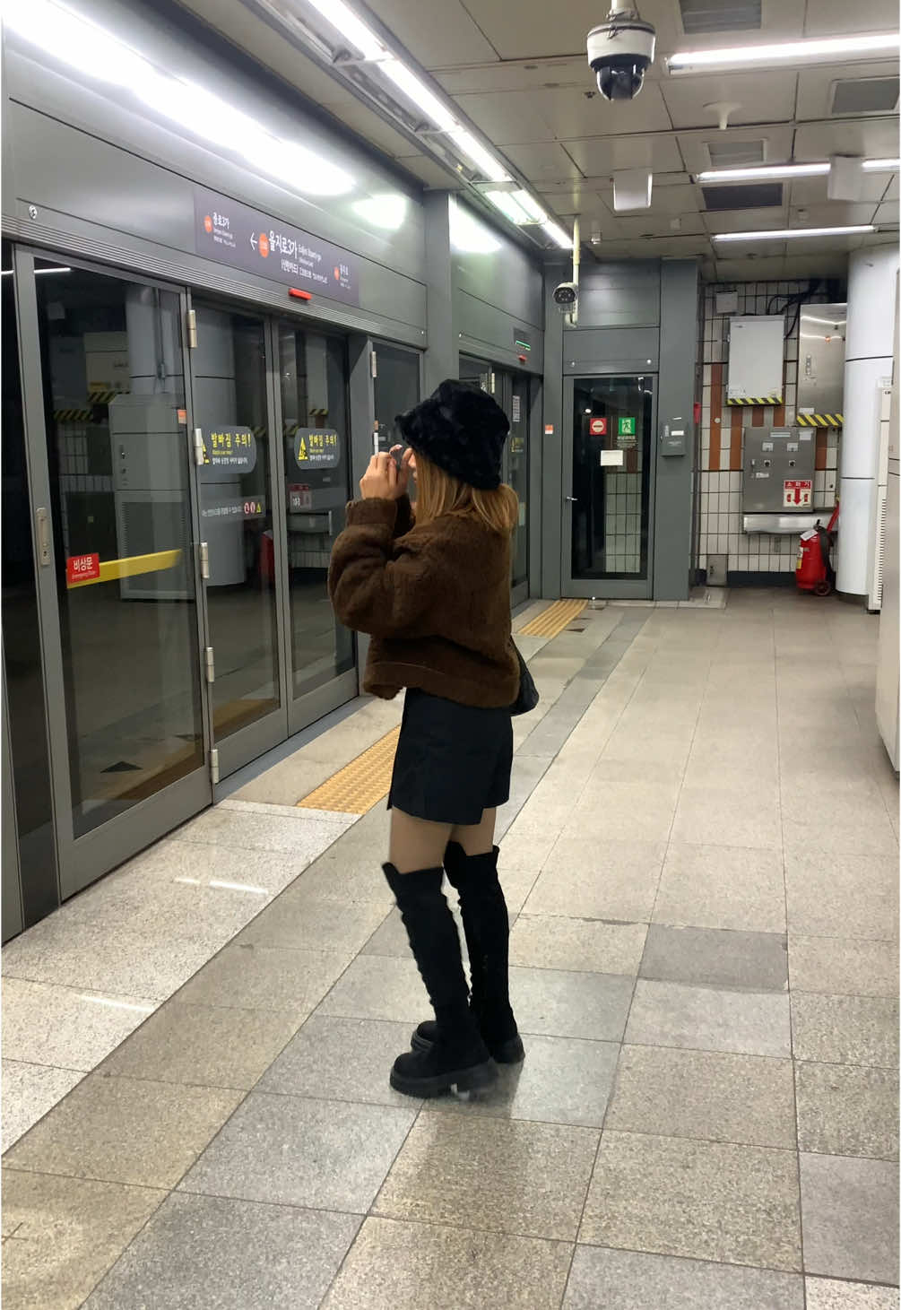 🧸🎄💫❄️ #เที่ยวเกาหลี #fitcheck #outfit #korean #outfitideas #winter #wintervibes #outfitwinter #howdycoat 