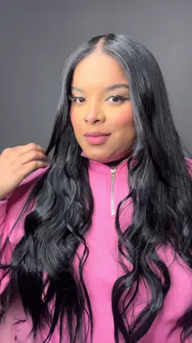 -Si quieren hacerse algun cambio en su cabello las extensiones son la mejor opcion estas esta hermosas @Vijigia Hair 💕💕💕  . . . . .  #extensionesdecabello #extensiones #extensionesdecabellonatural #posturadeextensiones #tutorialdeextensiones 