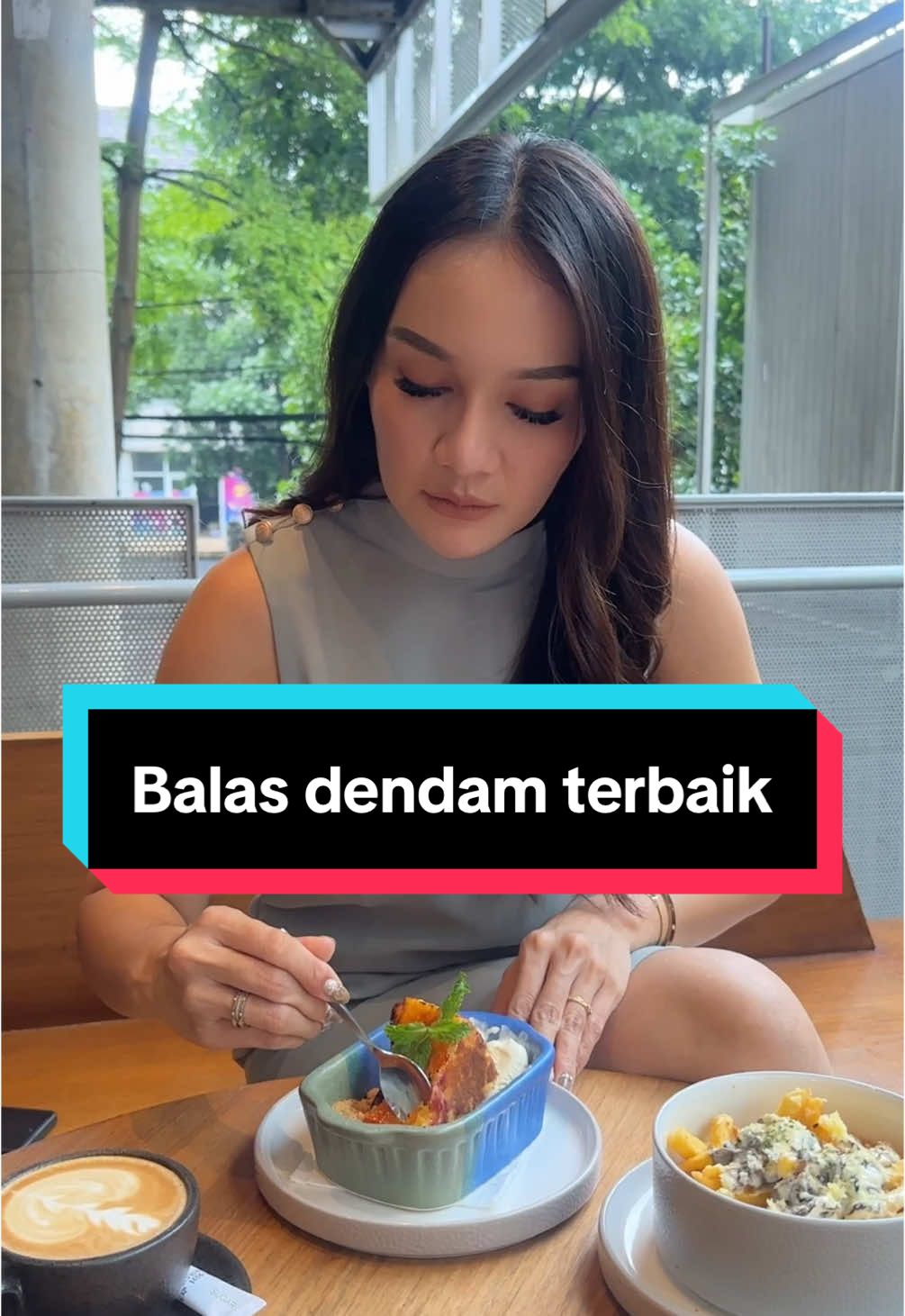 Balas dendam terbaik 🥂