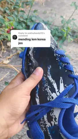 Replying to @andisuhandy93 Lem korea memang kuat kak tapi mengeras dan merusak sepatu 👌 #lemsepatu #lemsepatukuat #lemsepatusuperkuat #lemsepatutahanair 