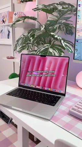 the start of a new era ⊹₊⟡⋆ #macbook #macbookpro #macbookm4 #macbookprounboxing #macbookunboxingaesthetic #unboxing #unboxingvideo