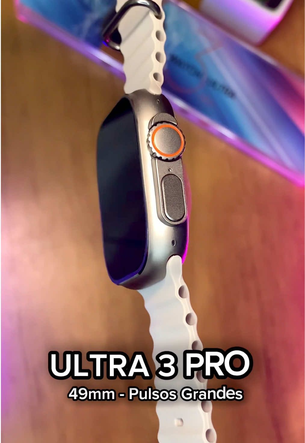 Conheça o nosso lançamento 🚀  ULTRA 3 PRO - SERIES 10  O mais novo modelo SUPER PREMIUM E o mais Idêntico aos da 🍏 Ele conta com uma tela nível AMOLED 🌈 de bordas infinitas e um novo sistema MicroOS10, que reúne todas as notificações das suas  redes sociais em seu pulso 💬 Perfeito para quem ama esportes com mais de 80 modalidades 🏋🏻 armazenamento interno e conexão à fones Bluetooth, curta suas músicas enquanto treina, sem precisar do celular. 🎧 Facilite seu dia, transforme seus treinos com estilo e praticidade e nunca mais perca uma notificação 🔔  CARACTERÍSTICAS ⚙️ 🙋🏻‍♀️ 49mm (Pulsos Médios e Grandes)  🌈 Tela de 2.2P infinita nível AMOLED  🔋 Bateria com até 5 dias de duração 🖲️ NFC para abertura de fechaduras e tag  📞 Faz e recebe ligações 💬Notificações das redes sociais 🖼️ Coloca sua foto/vídeo na tela  💦 Resistente a água IP68 🗣️ Suporte à assistente Siri/Google 💪🏻 Modo Esporte (para treinos)  ❤️ Monitora a frequência cardíaca 💨 Monitora a Oxigenação do sangue 🩸Medidor de Pressão arterial 🌙 Controle do sono  FUNÇÕES EXCLUSIVAS ☑️ Novo sistema MicroOS10  ☑️ Gravador de voz interno ☑️ Galeria de Fotos  ☑️ 4G Armazenamento interno  ☑️ Conexão com fones Bluetooth  ☑️ Ilha Dinâmica para notificações  ☑️ Função por gesto  E muitas outras funções !!  Somando mais de 50 funções Gostou ? Compre clicando no link da bio ou comente “Eu quero” e receba uma oferta especial 😅🤩🫵🏻 #smartwatch #apple #relogio 