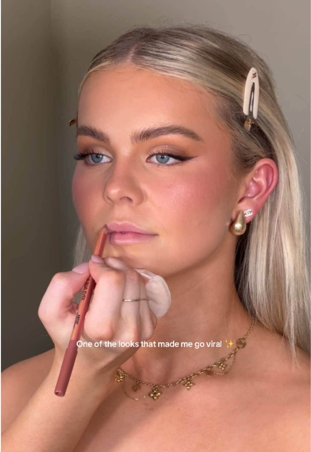 The infamous bronzey glam that made me go viral ❤️‍🔥 @IMOGEN  #softglam #sydneymakeupartist #glowymakeup #softglammakeup #bronzymakeup #wollongongmakeupartist #southcoastmakeupartist #southernhighlandsmakeupartist  