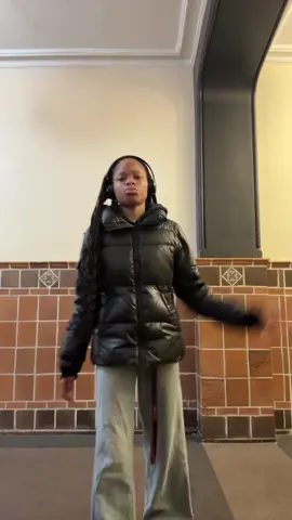 I need to do this with someone 🕺🏾🕺🏾 #viral #fypシ゚viral #dancing 