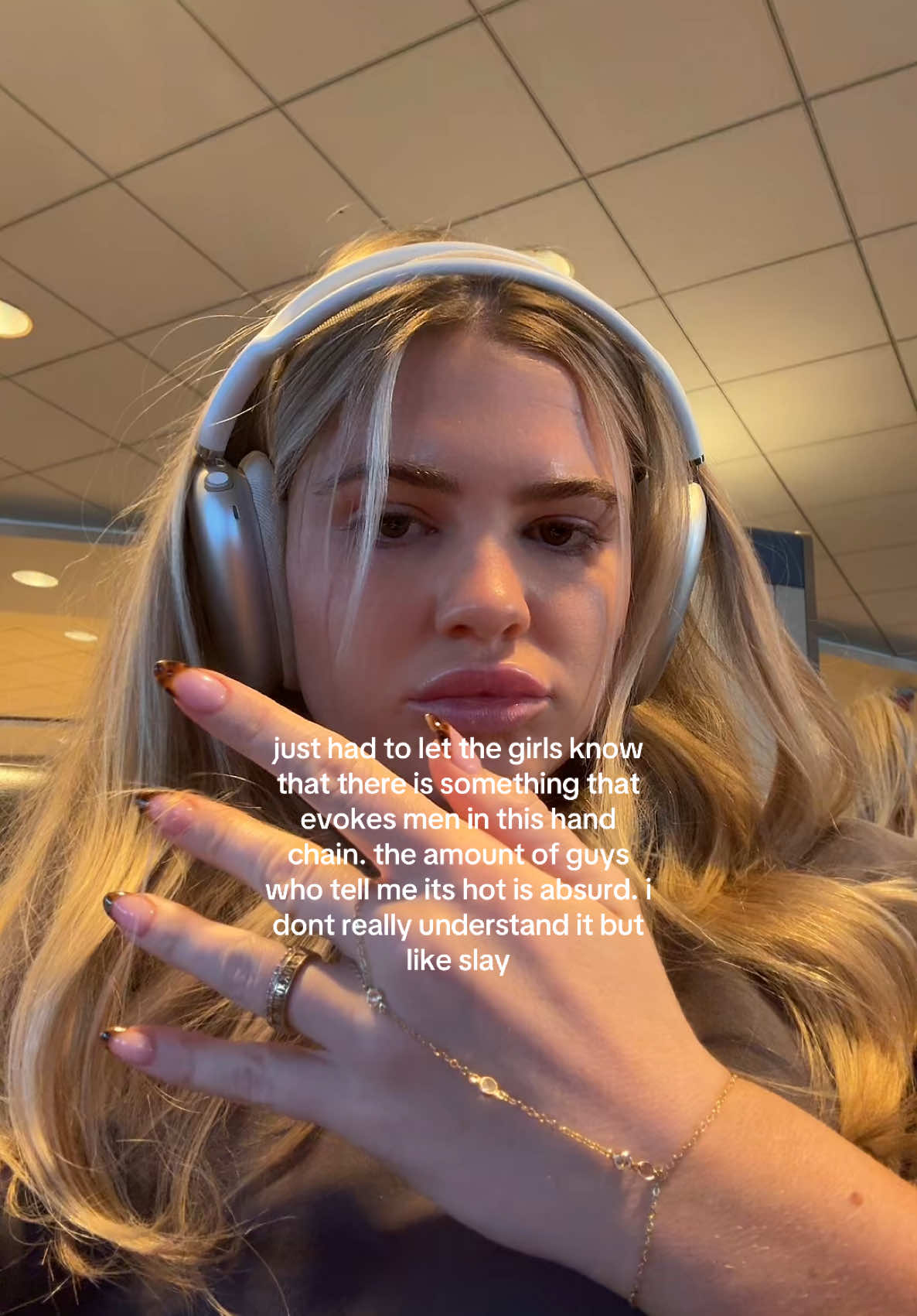 #notspons buT IS THIS A UNIVERSAL EXPERIENCE LMK 