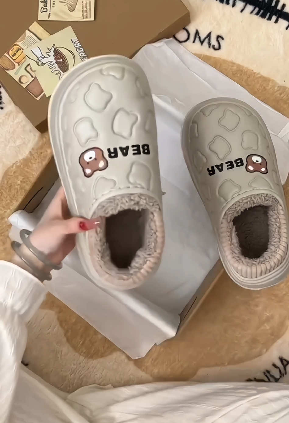 Dép bông đi trong nhà lót lông chống trượt#deplong #xuhuong #depdepnu #trungthe92 