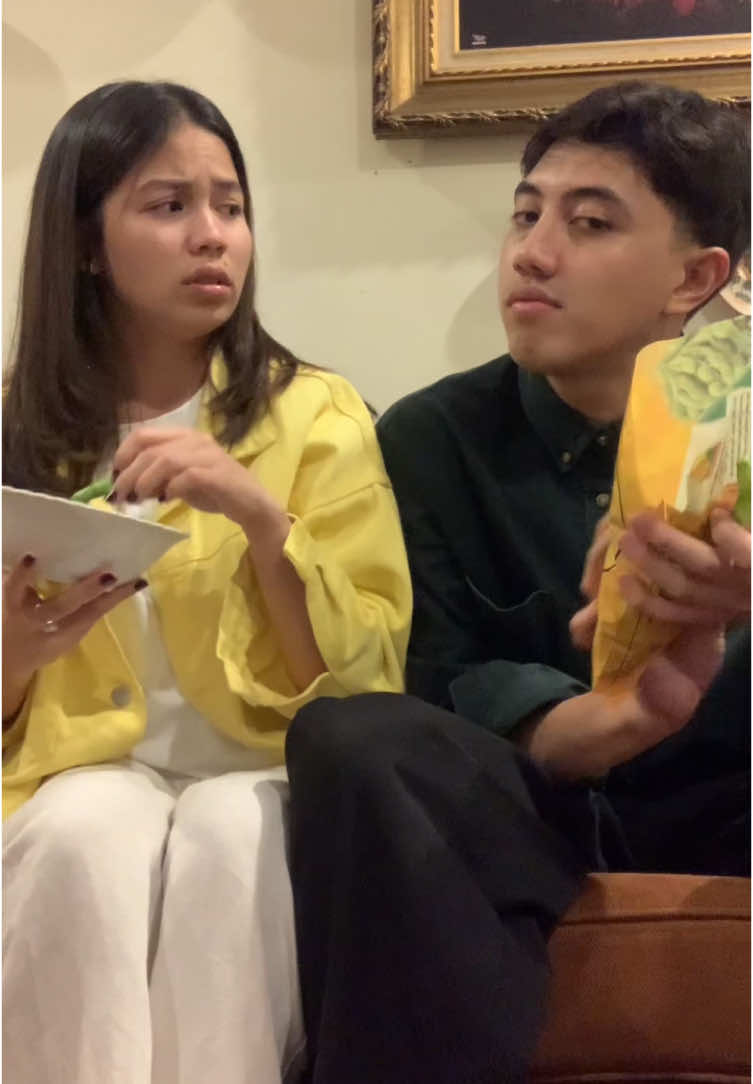 Golden moments are made of deep conversations and sharing edamame with your favorite person 🤍🫛✨ #JadiGolden @Golden Farm 