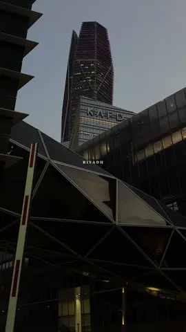 ⛅️☕️🤎 #CapCut #explore #riyadh #مترو_الرياض 