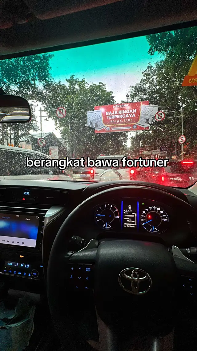 muter muter cari jalan yg gk macet 😜