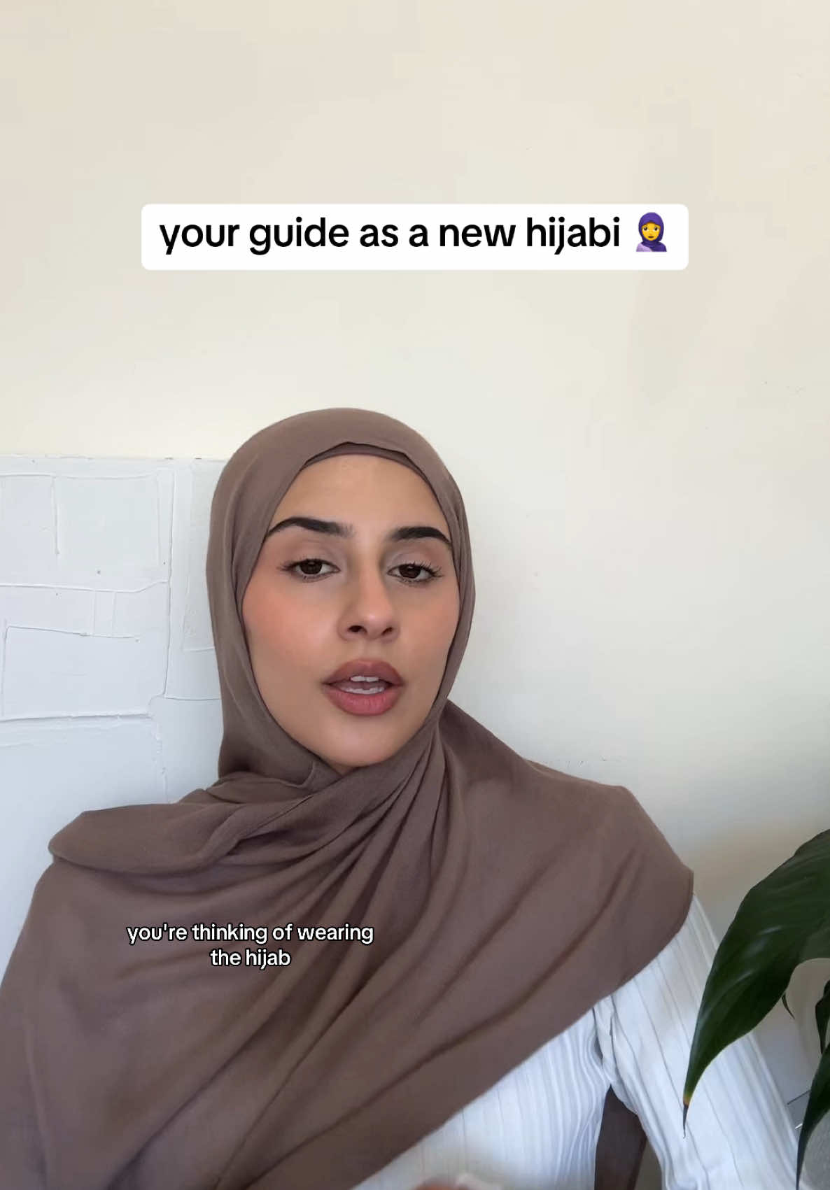 for my new hijabi’s who feel overwhelmed with this whole new transition and have no idea what they’re doing - welcome to my new series; Hijab for Newbies 💌 If you have any specific new hijabi questions or concerns, let me know down below and let’s learn together 🧕 #newhijabi #newhijabigirl #hijabguide #hijab #hijabtutorial #hijabstyle #hijaboutfit #hijabquestions #hijabiqueen #muslimah #dausthelabel #modalhijabs 