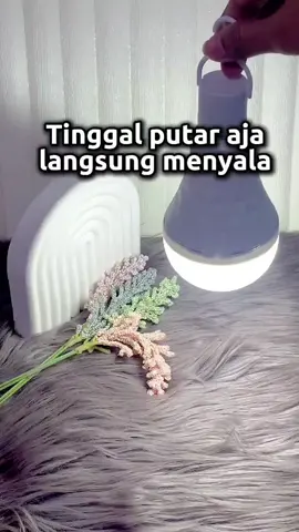 Jangan panik saat lampu mati!  Bohlam LED emergency ini jawabannya. Terangi malammu dengan cahaya terang dan hemat💡 #berrymanofficial #kamupastibutuhini #semuaadasemuamurah #lampubohlam #lampuLED #WL