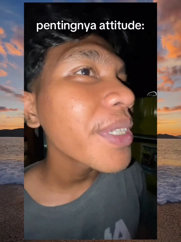 orang berilmu belum tentu berahlak🙂 . Cr:mamu.nggg📹