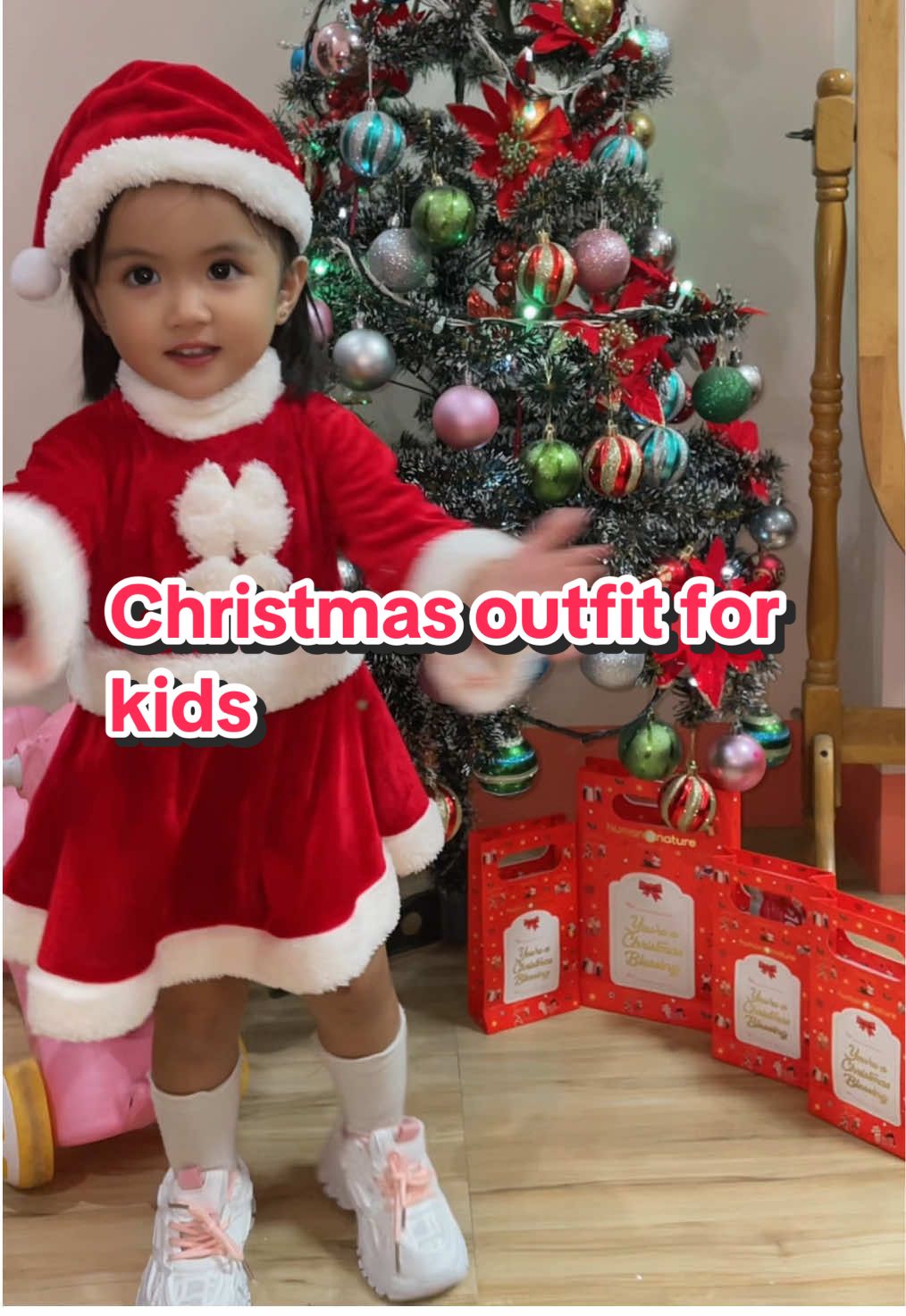 Cute ng santa outfit mga Mi bilhan mo na din baby mo pang Christmas outfit meron din nito pang boy 😍 #santaoutfitforbaby #christmasoutfitforkids #christmasoutfitforbaby #babiesoftiktok #toddlersoftiktok 
