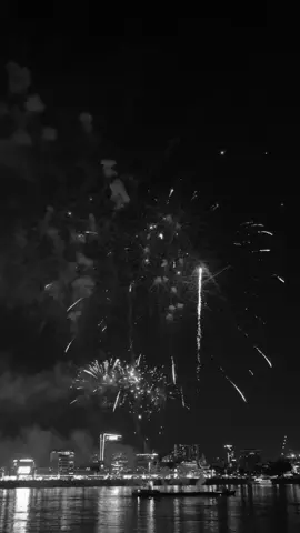 ឆ្នាំនេះអូនកាន់ដៃគេ #អារម្មណ៍ដ៏សែនឈឺចាប់🥀💔😢 #fyp #fypシ #foryou #alightmotion 