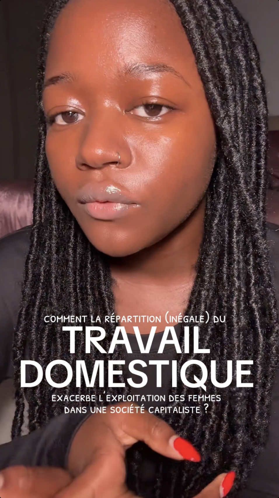@CASS 🎀  Les deux livres dont je parle :  - Le marxisme et l’oppression des femmes de Lise Vogel - Le Capital, livre 1 de Karl Marx (chapitre 6) #travaildomestique #feminisme #karlmarxismydaddy #lisevogel 
