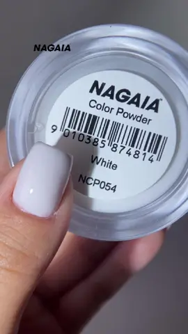 Now we just need to snow ❄️💃 Christmas must have white nails dipping powder ✨💅 #diynails #whitenails #nailsathome #dipnails #nagaiadipkit #thenagaia #apexnails #naildippowder #dippowder #dipnailstutorial #whitenailsdesign #xmasnails #christmasnails #winternails #snownails 