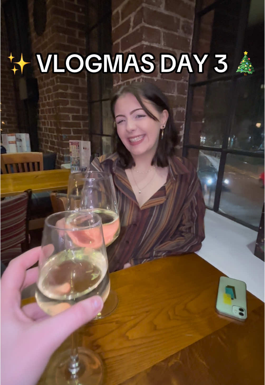 She’s late but SHE’S HERE!!! VLOGMAS DAY 3 #Vlogmas #dayinthelife #gsa #guildfordschoolofacting #Vlog #student #fyp #foryou 