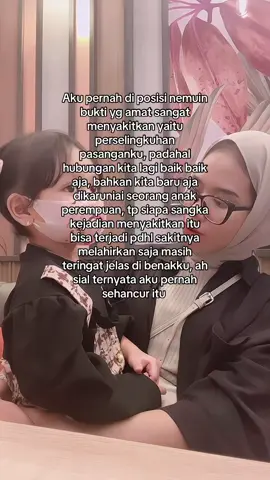 Aku pernah sehancur itu tp ternyata aku bisa sekuat itu yaa ngelewatin semuanya🥹😭